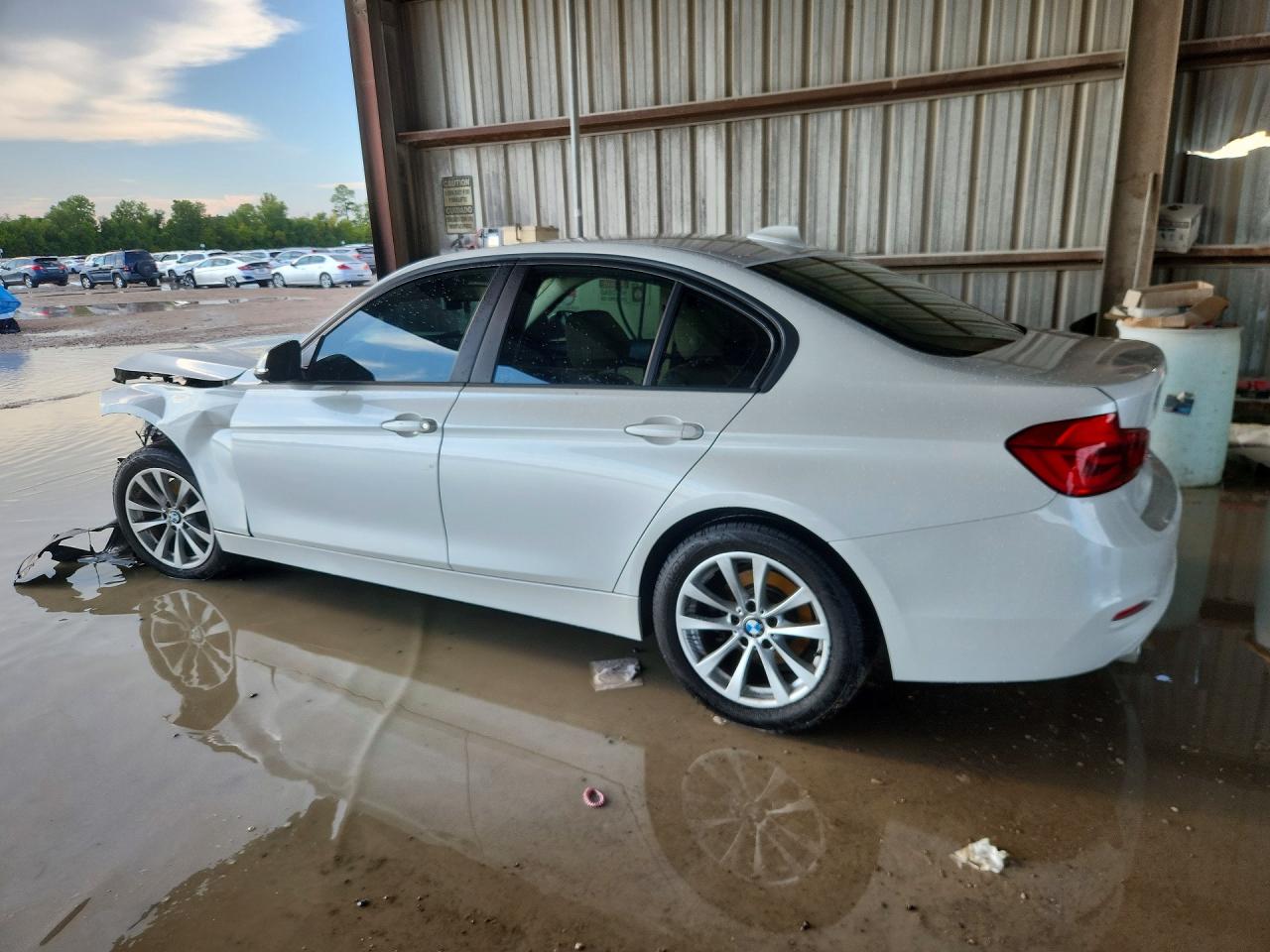 2018 BMW 320 I — снимка 2