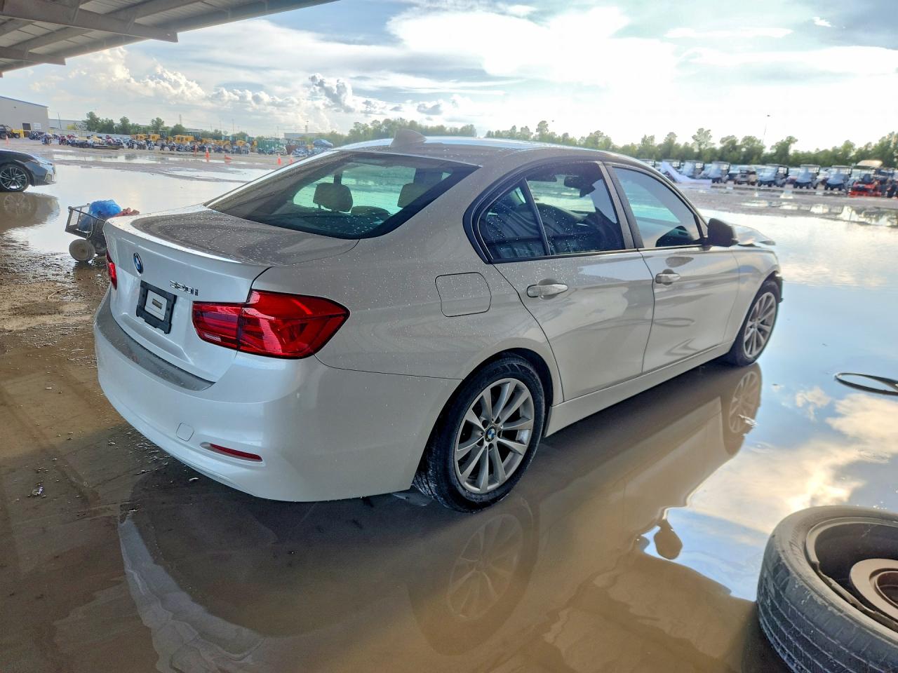 2018 BMW 320 I — снимка 3