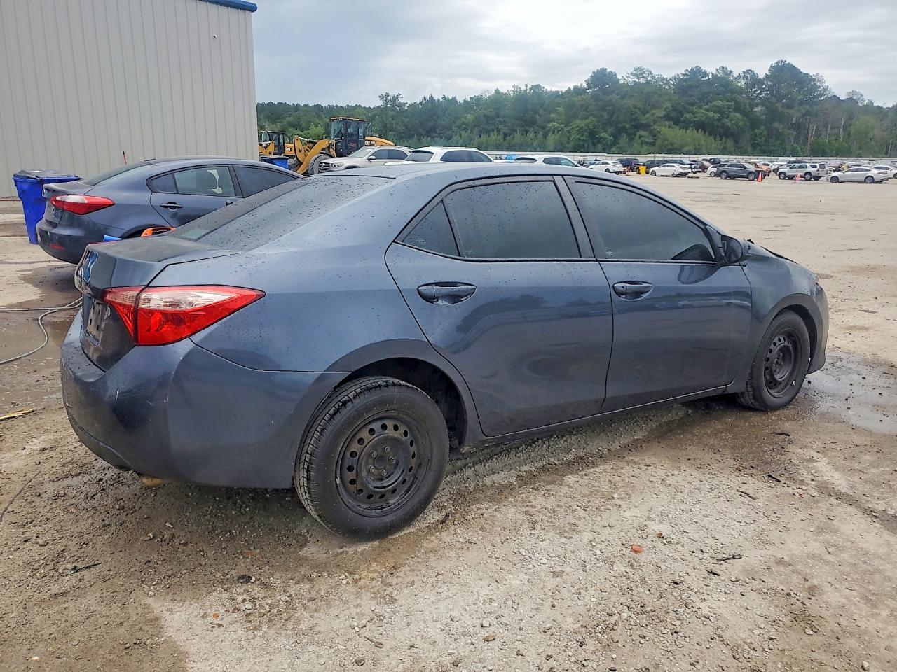 2017 TOYOTA COROLLA L — снимка 3