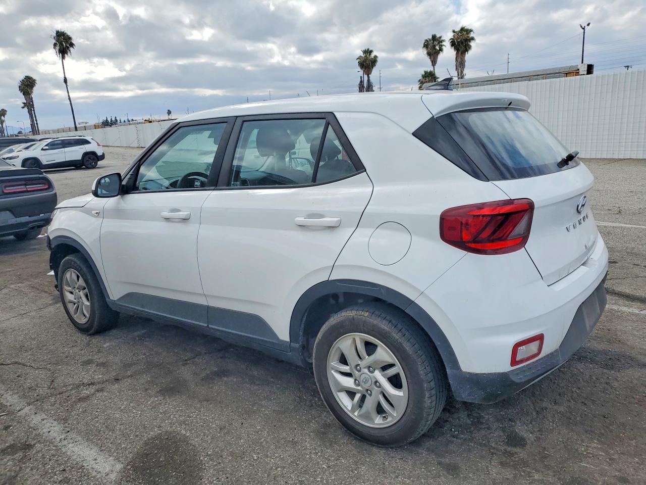 2021 HYUNDAI VENUE SE — снимка 2