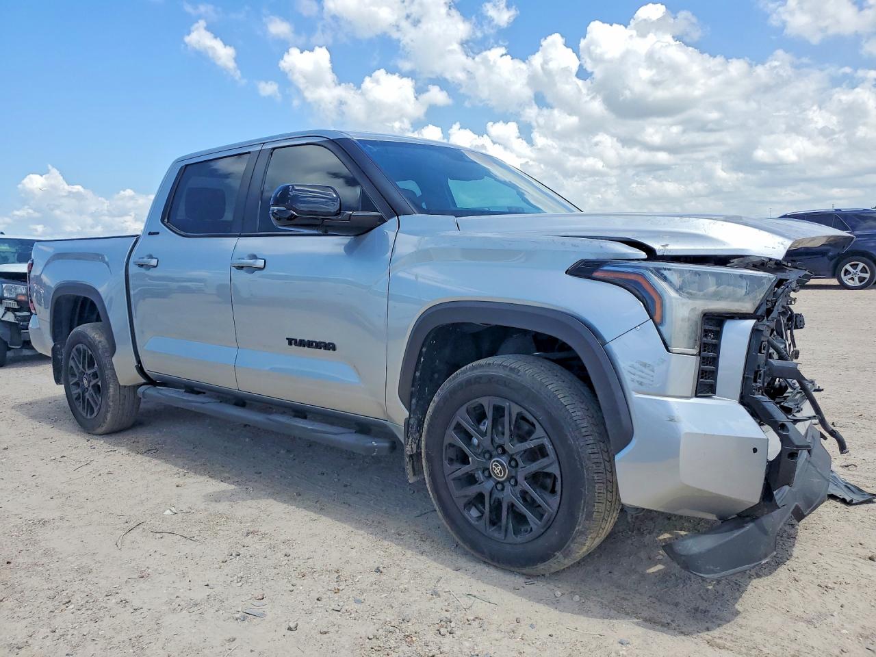 2025 TOYOTA TUNDRA LIMITED — снимка 4