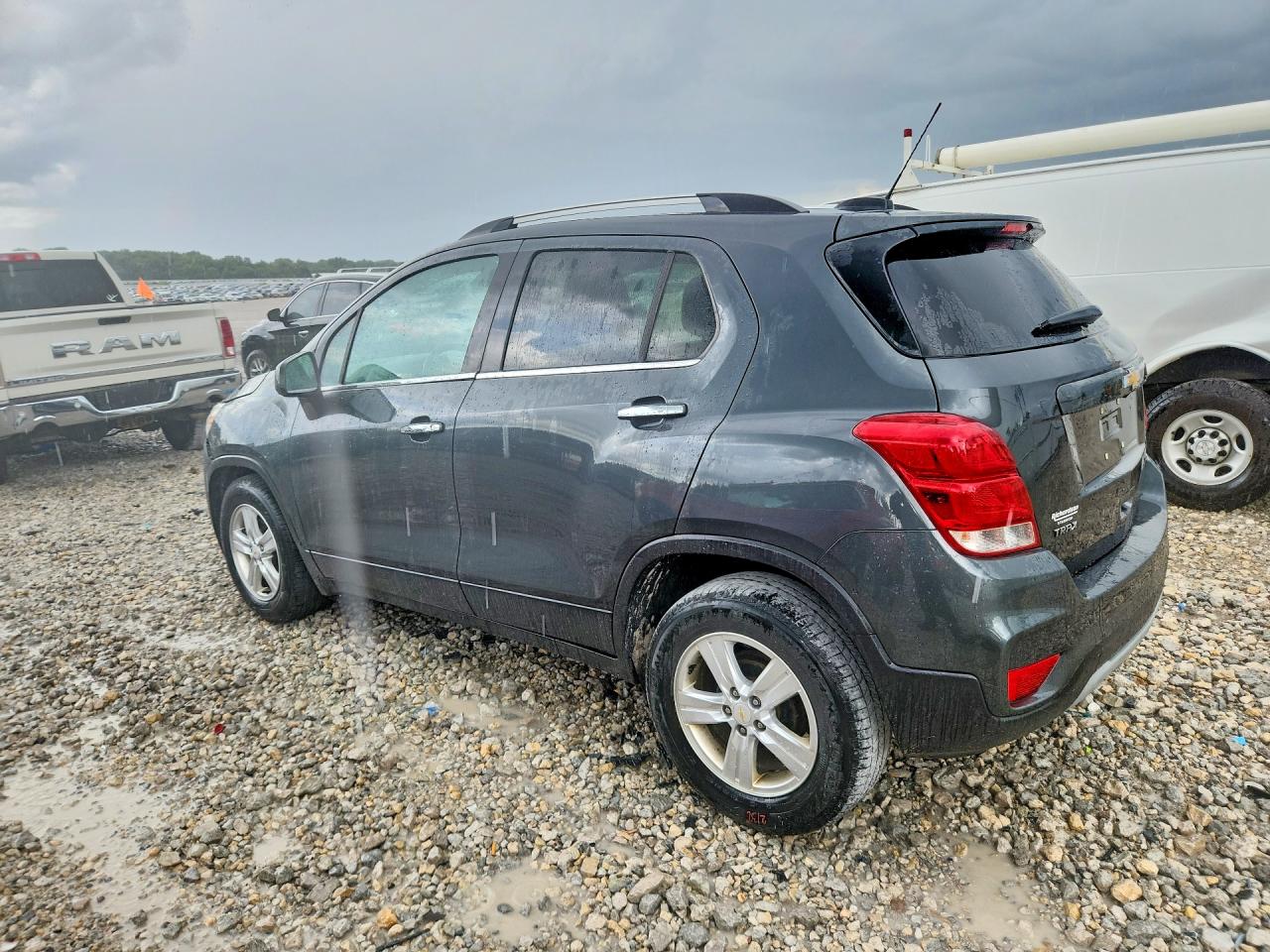 2018 CHEVROLET TRAX 1LT — снимка 2