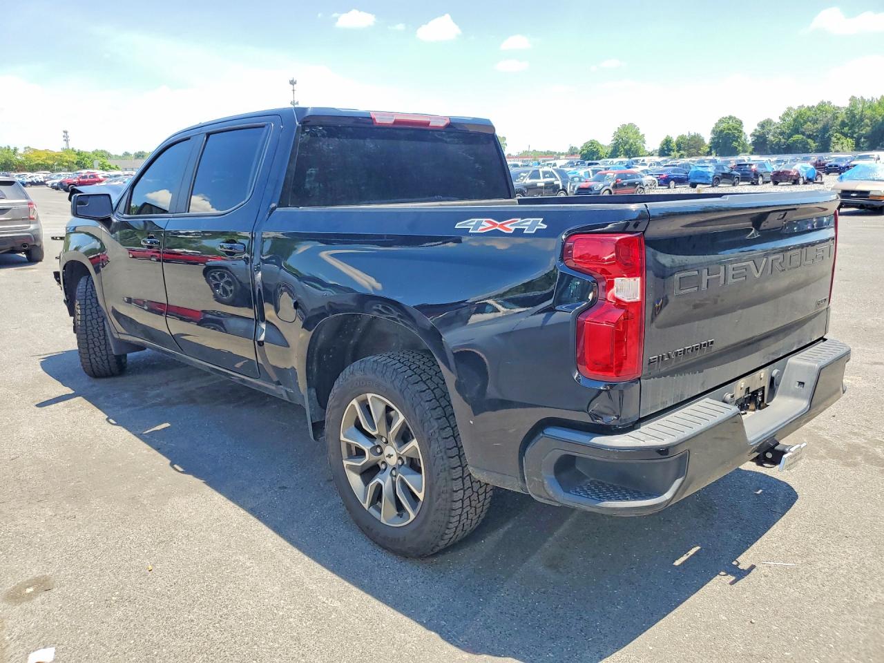 2021 CHEVROLET SILVERADO K1500 RST — снимка 2