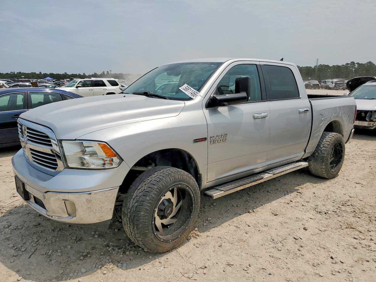 2017 RAM 1500 SLT