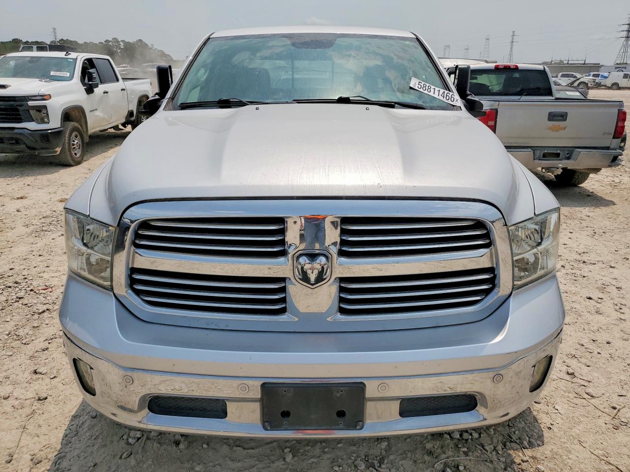 2017 RAM 1500 SLT — снимка 5