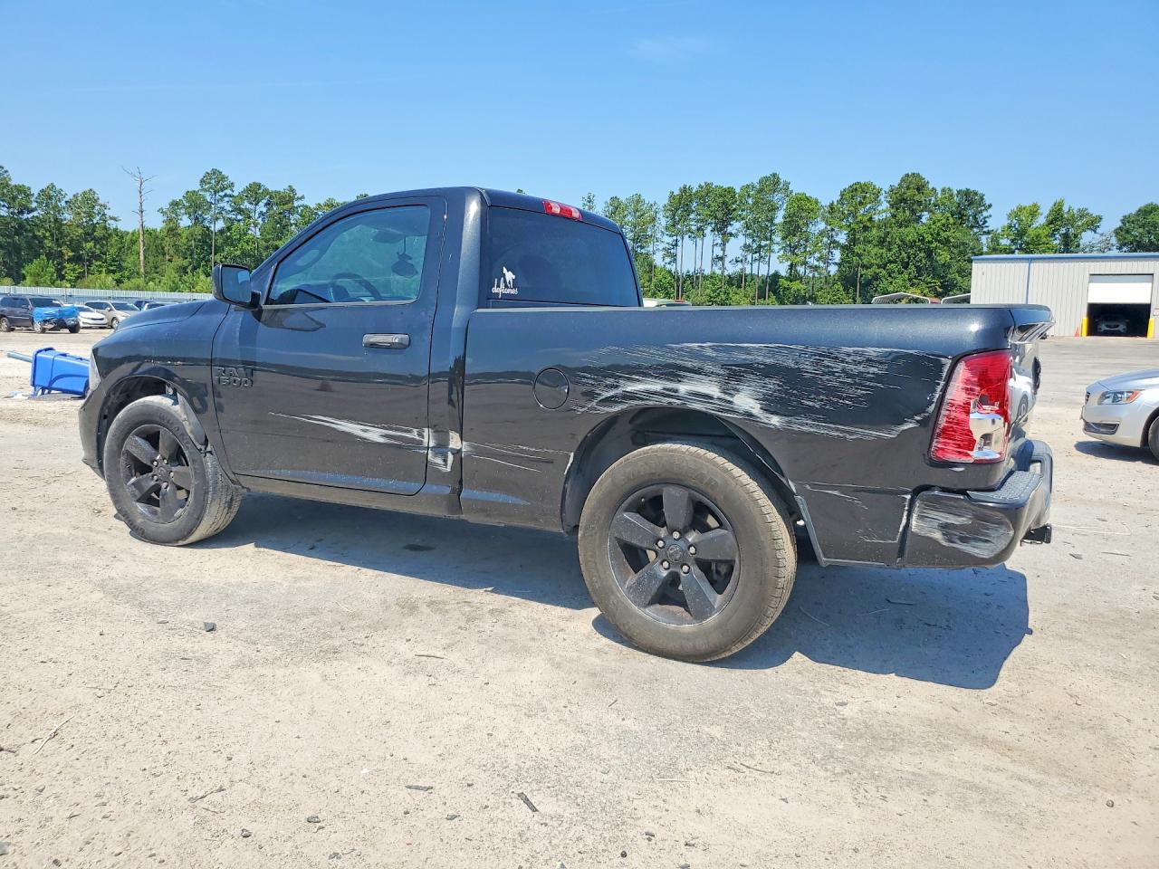 2016 RAM 1500 ST — снимка 2