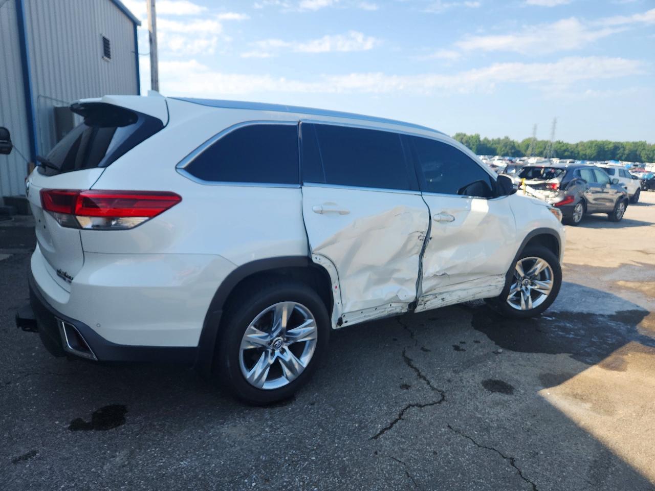 2018 TOYOTA HIGHLANDER LIMITED — снимка 3