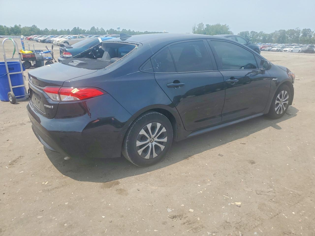 2020 TOYOTA COROLLA LE — снимка 3