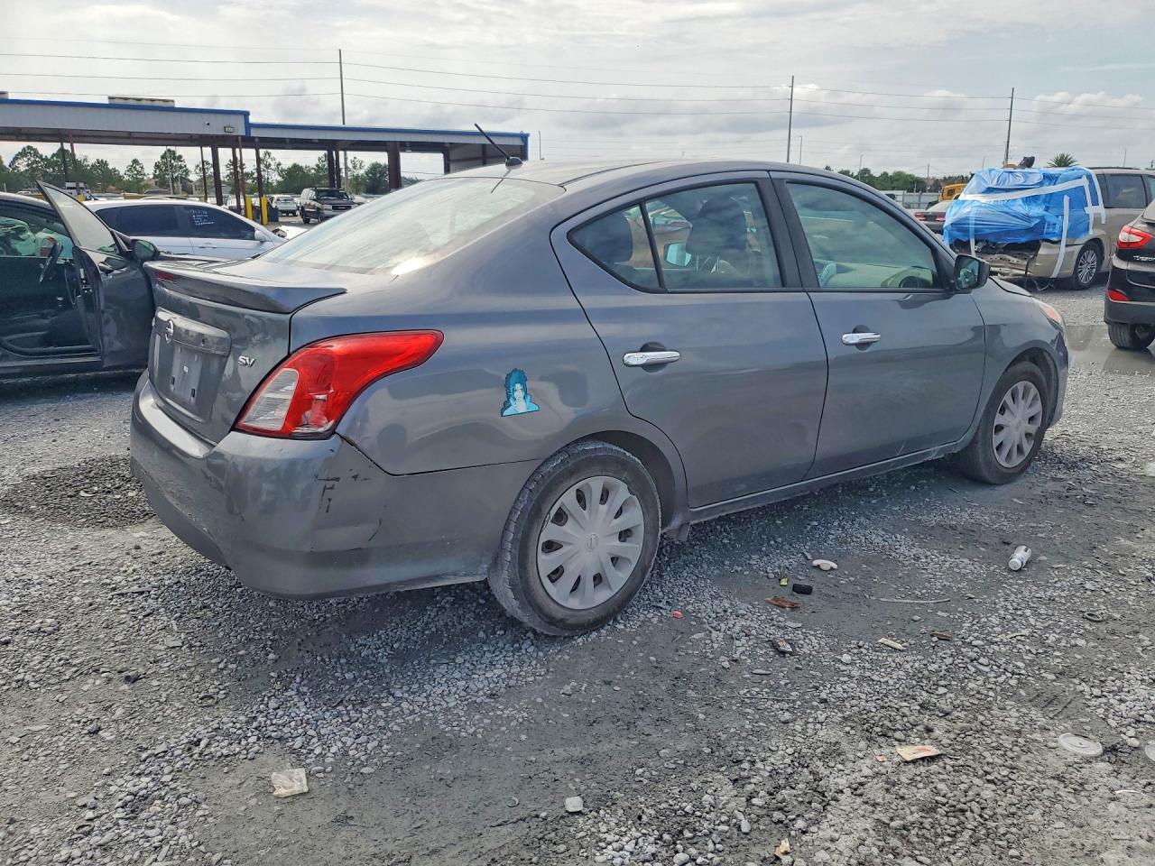 2019 NISSAN VERSA SV — снимка 3