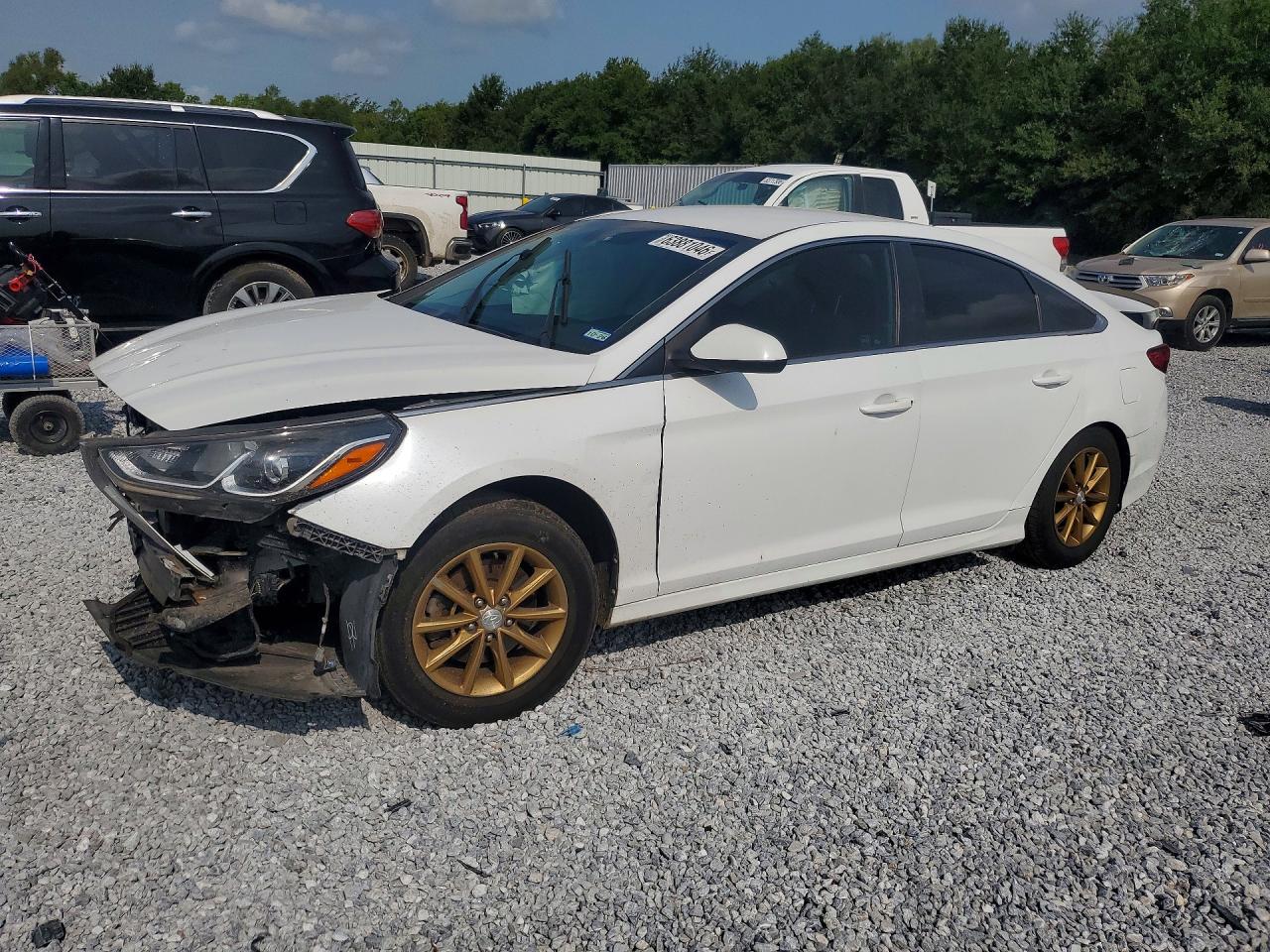 2019 HYUNDAI SONATA SE