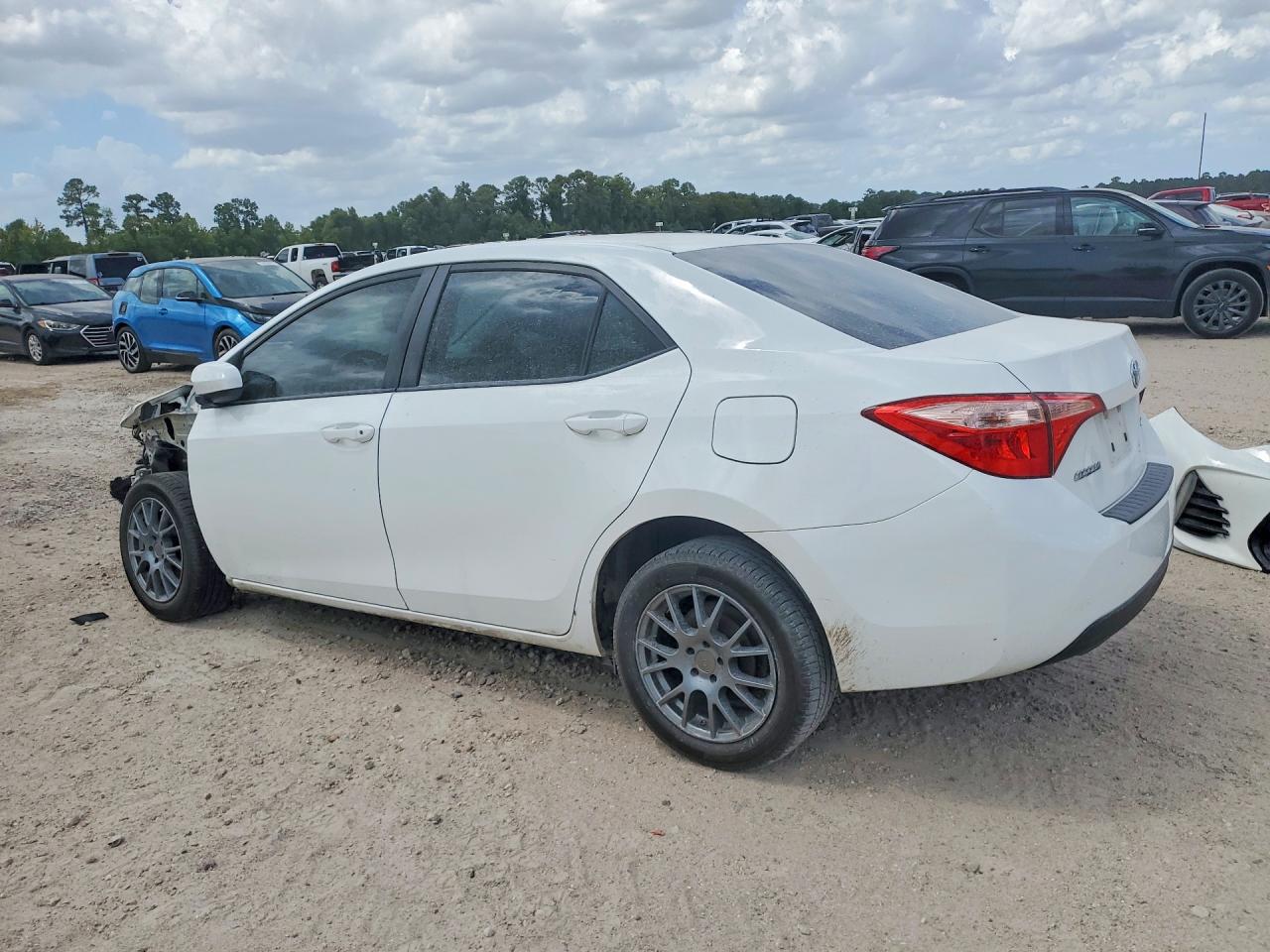 2019 TOYOTA COROLLA LE — снимка 2