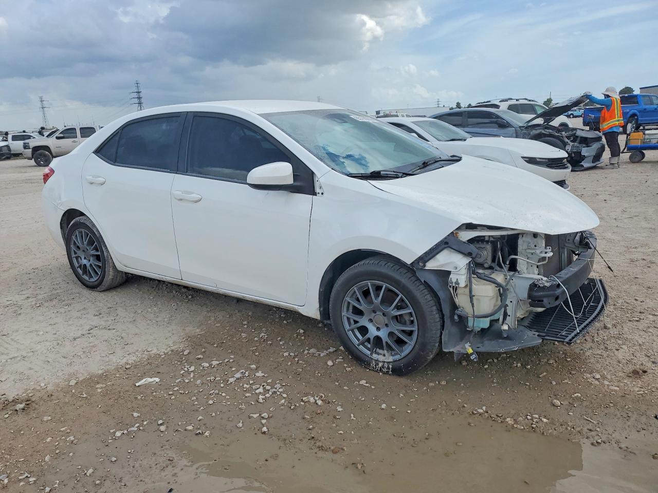 2019 TOYOTA COROLLA LE — снимка 4