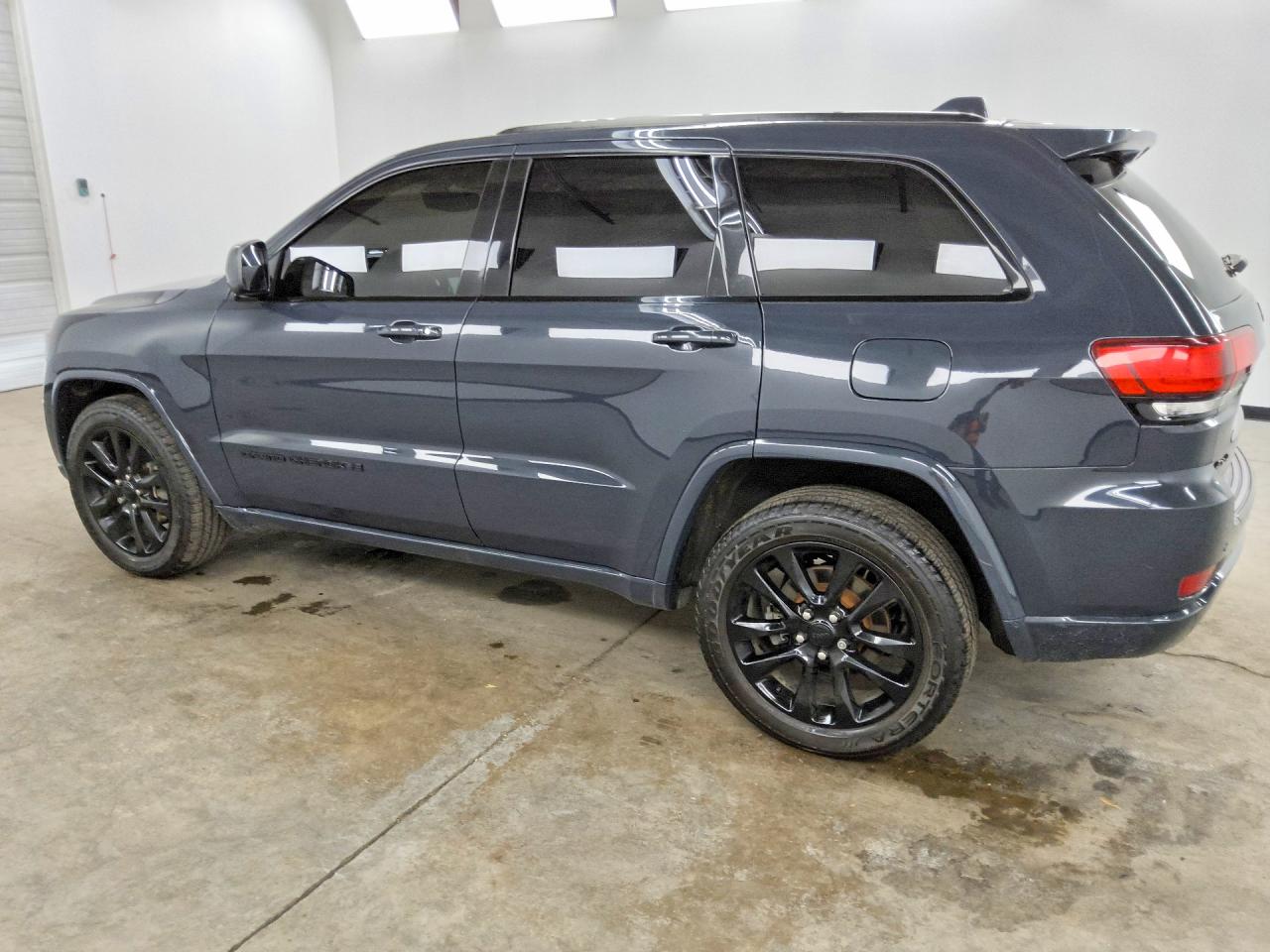 2018 JEEP GRAND CHEROKEE LAREDO — снимка 2