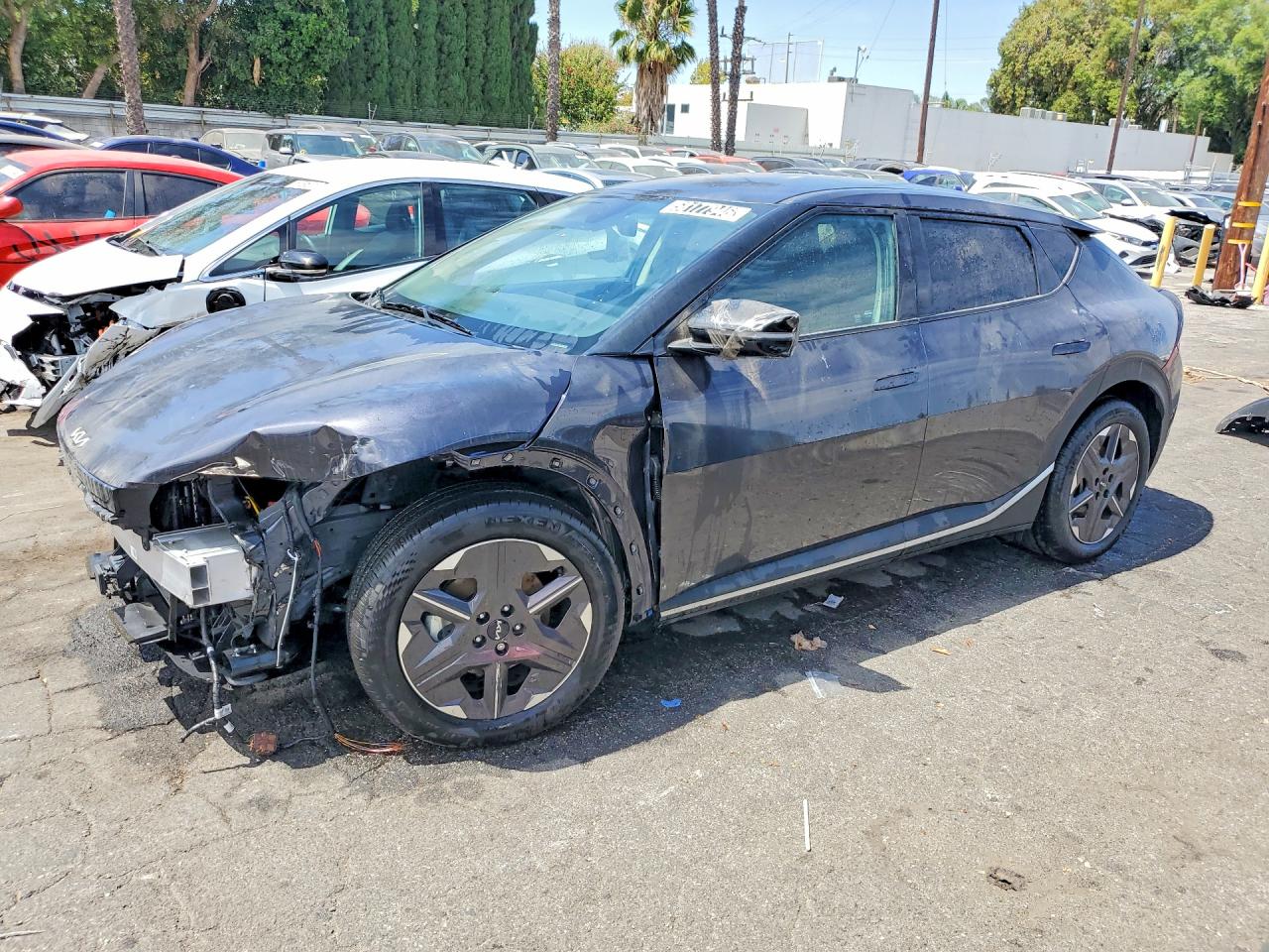 2025 KIA EV6 LIGHT