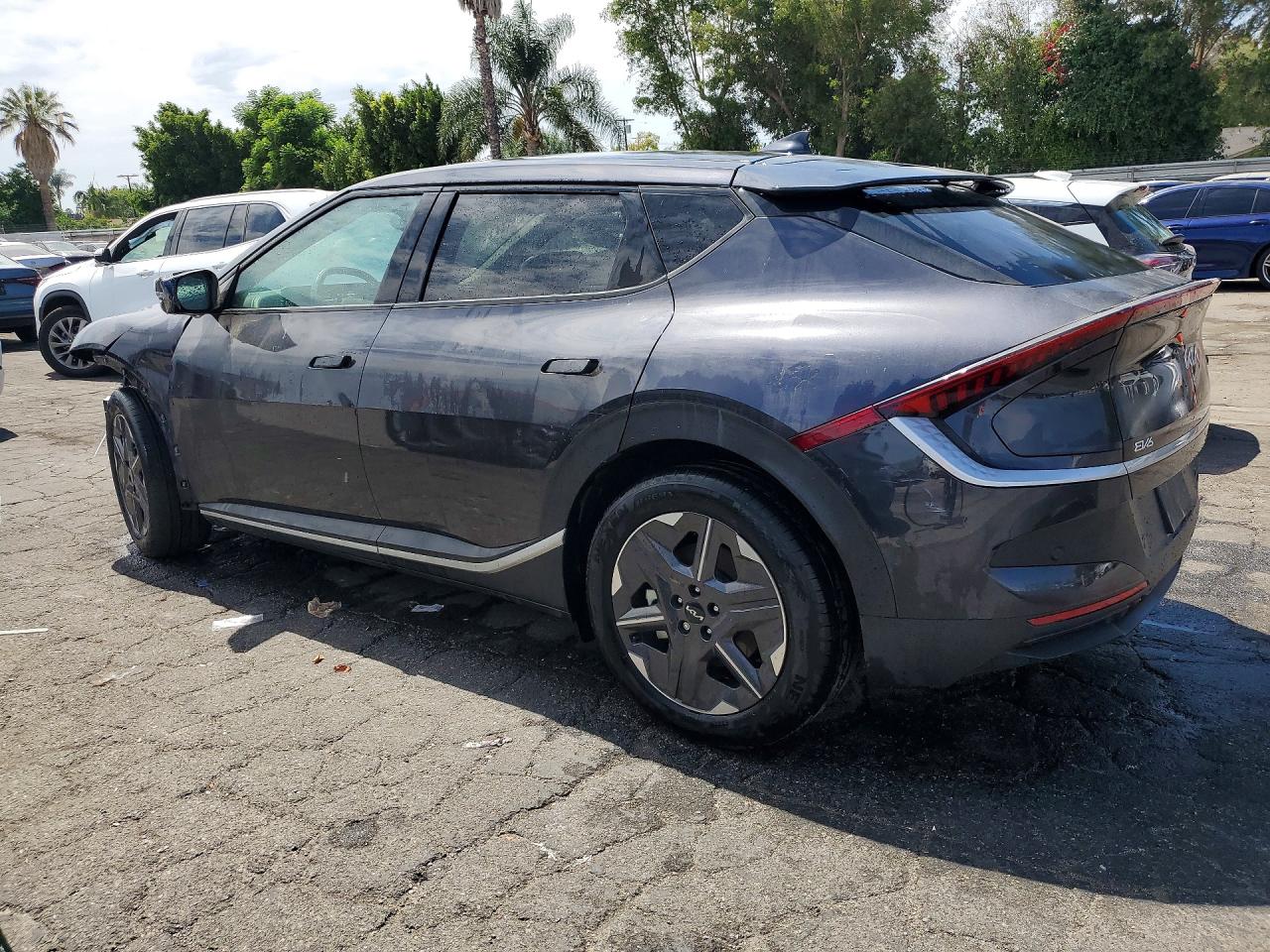 2025 KIA EV6 LIGHT — снимка 2