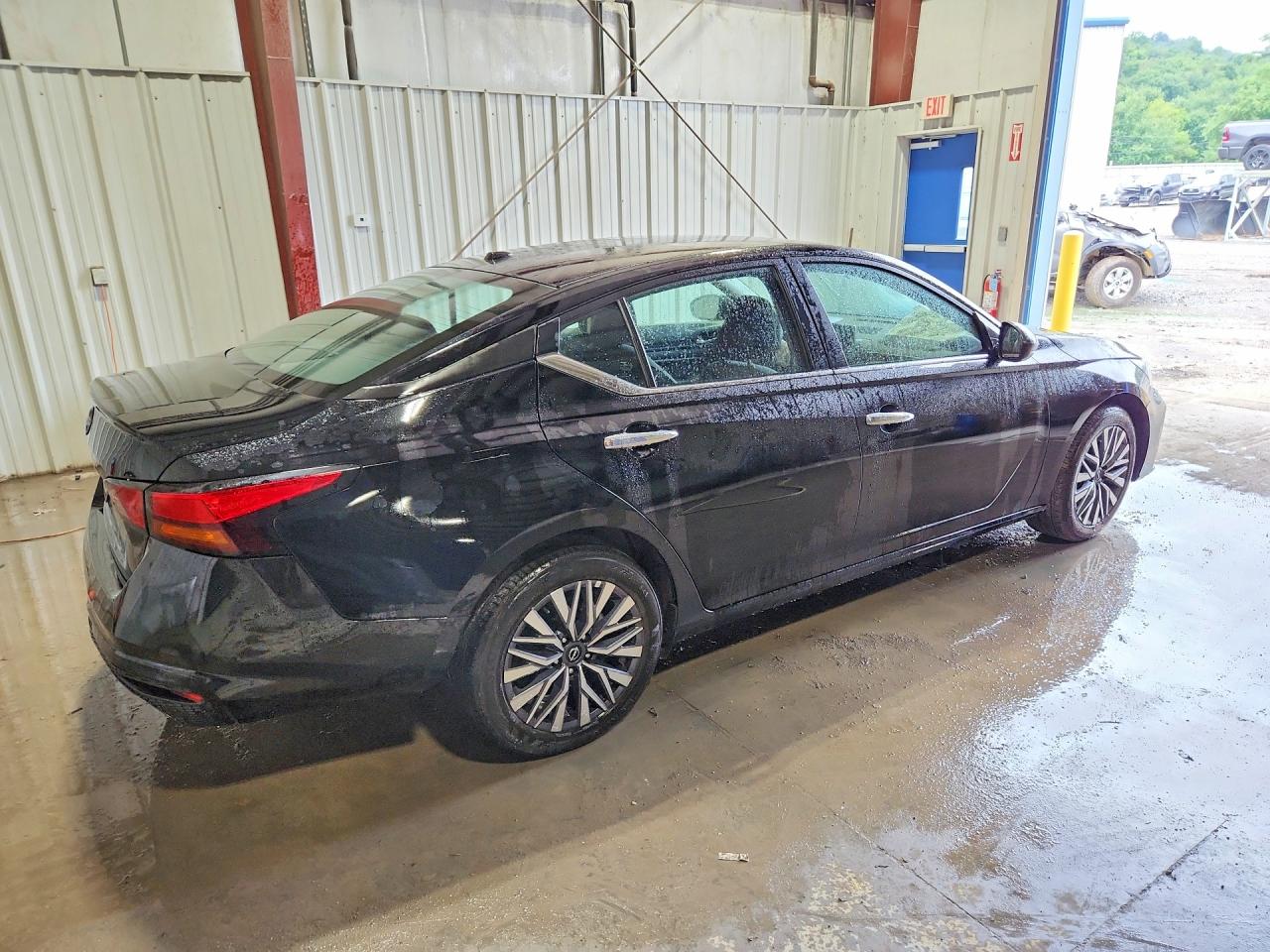 2025 NISSAN ALTIMA SV — photo 3