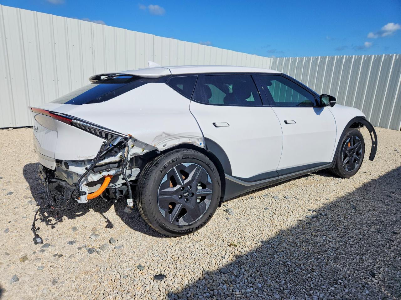 2025 KIA EV6 LIGHT LONG RANGE — снимка 3