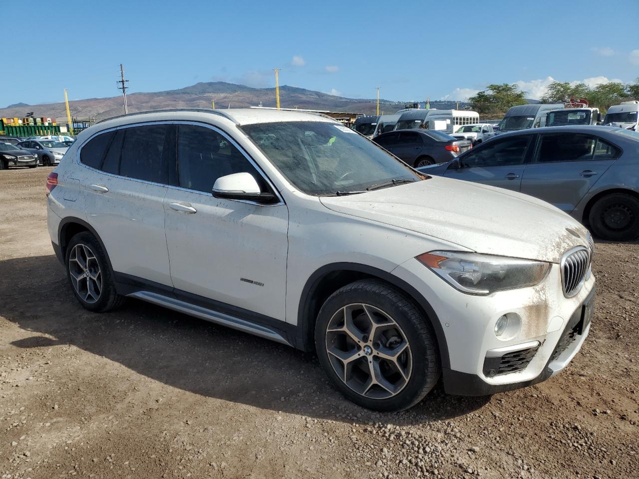 2017 BMW X1 SDRIVE28I — снимка 4
