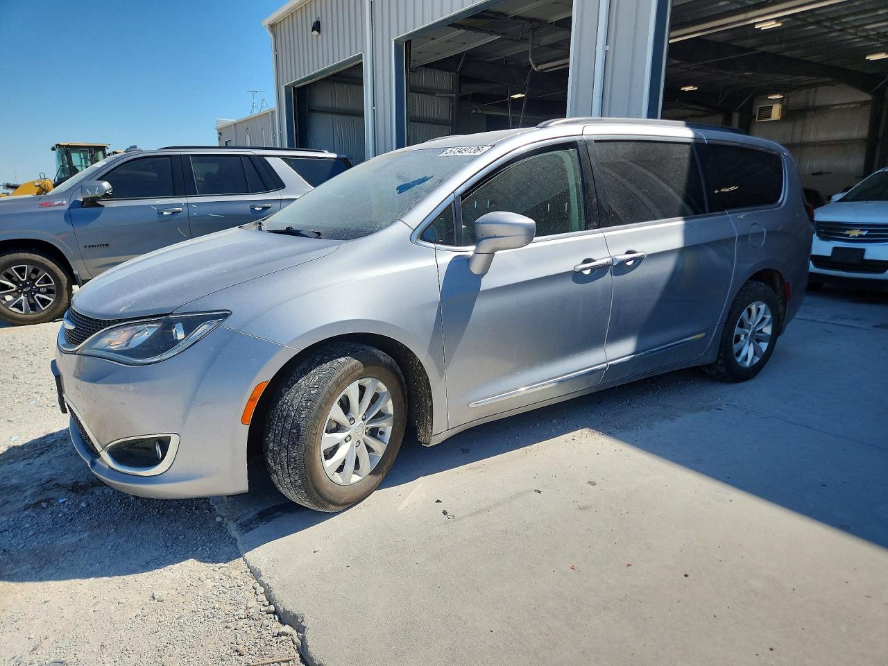 2017 CHRYSLER PACIFICA TOURING L