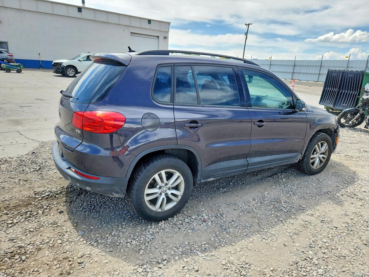 2016 VOLKSWAGEN TIGUAN S — снимка 3
