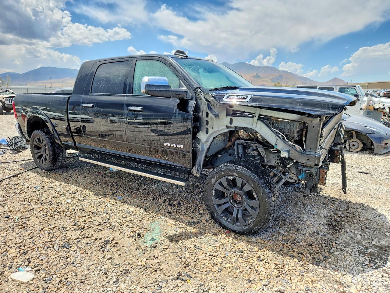 2022 RAM 2500 LARAMIE — снимка 4