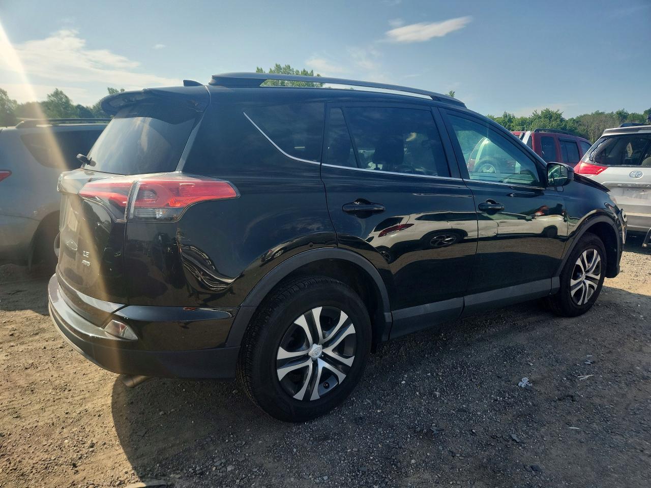 2017 TOYOTA RAV4 LE — снимка 3