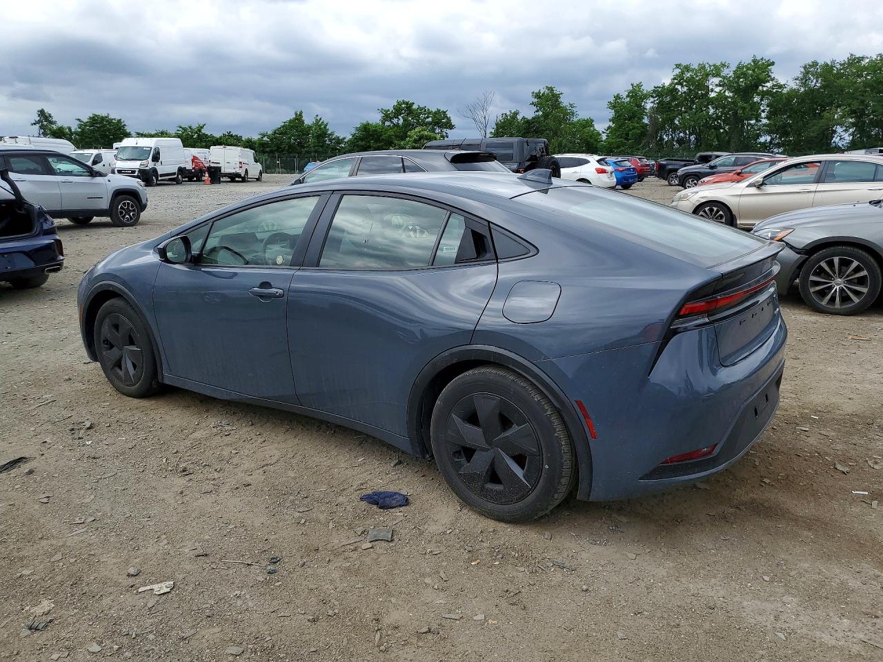 2025 TOYOTA PRIUS LE — снимка 2