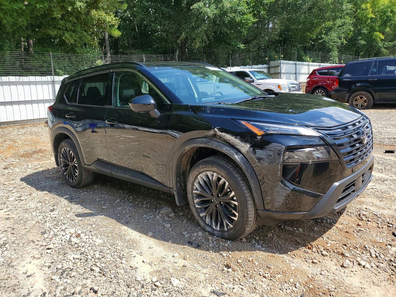 2026 NISSAN ROGUE DARK ARMOR — снимка 4