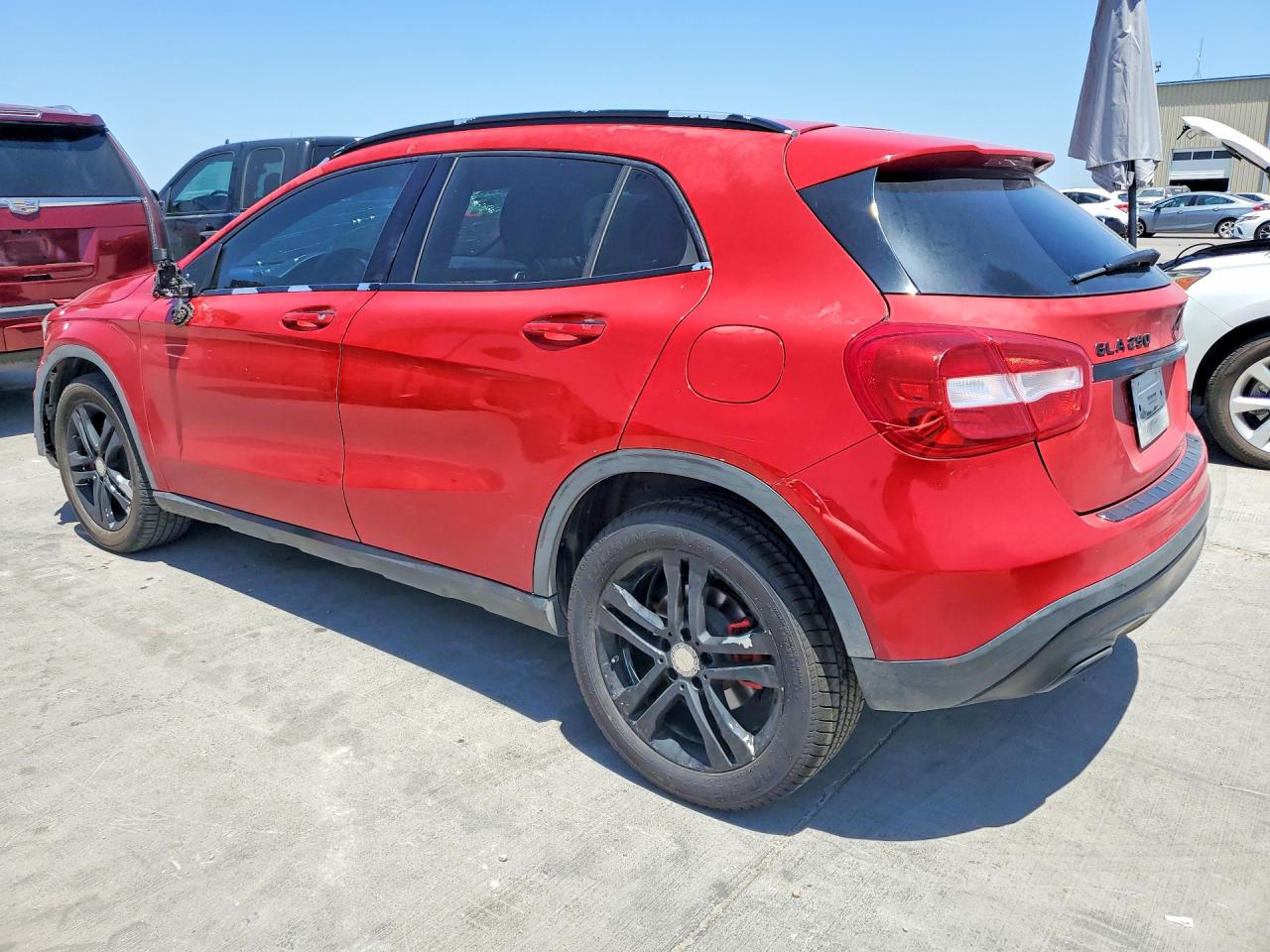 2017 MERCEDES-BENZ GLA 250 — снимка 2