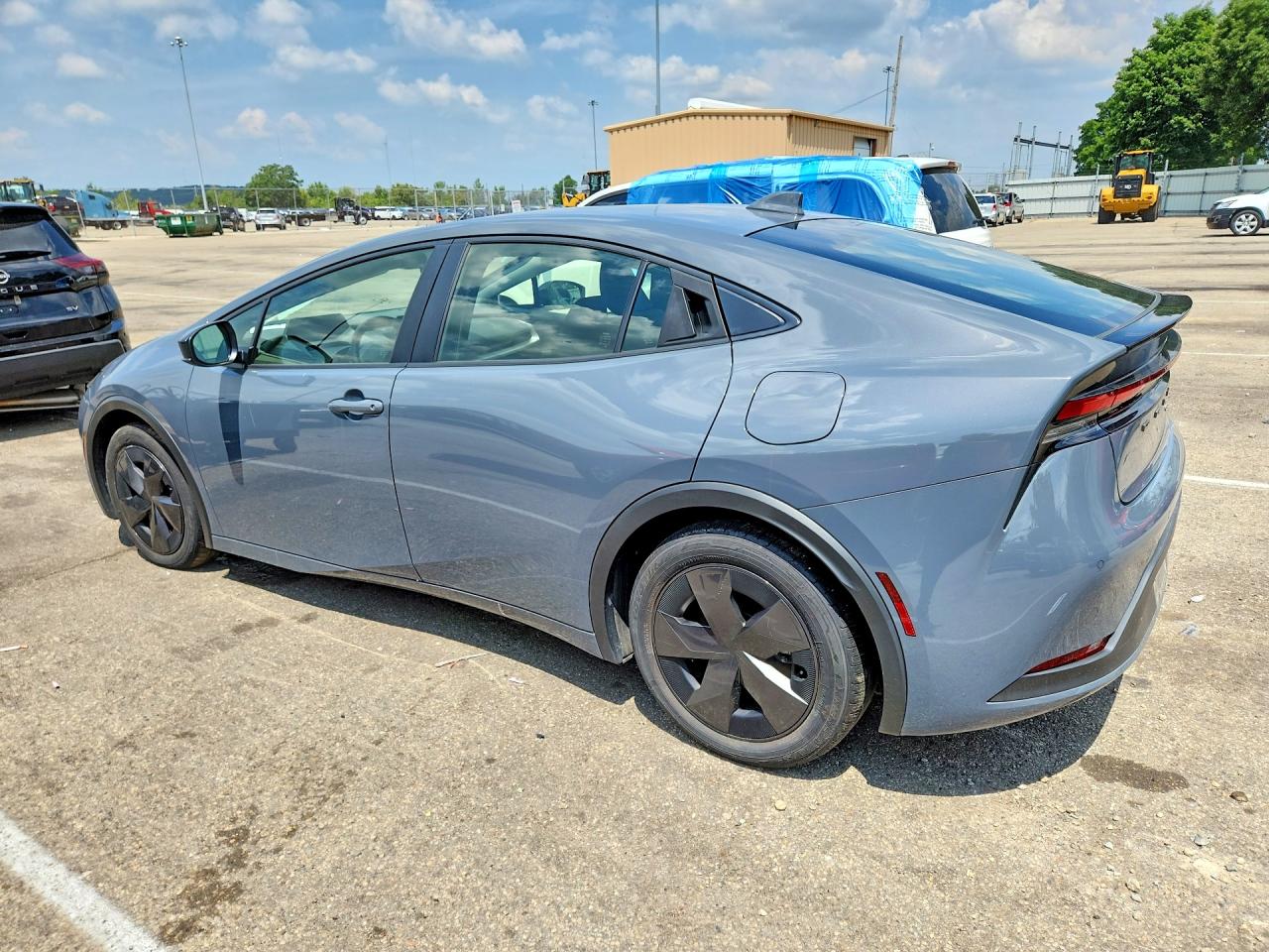 2025 TOYOTA PRIUS LE — снимка 2