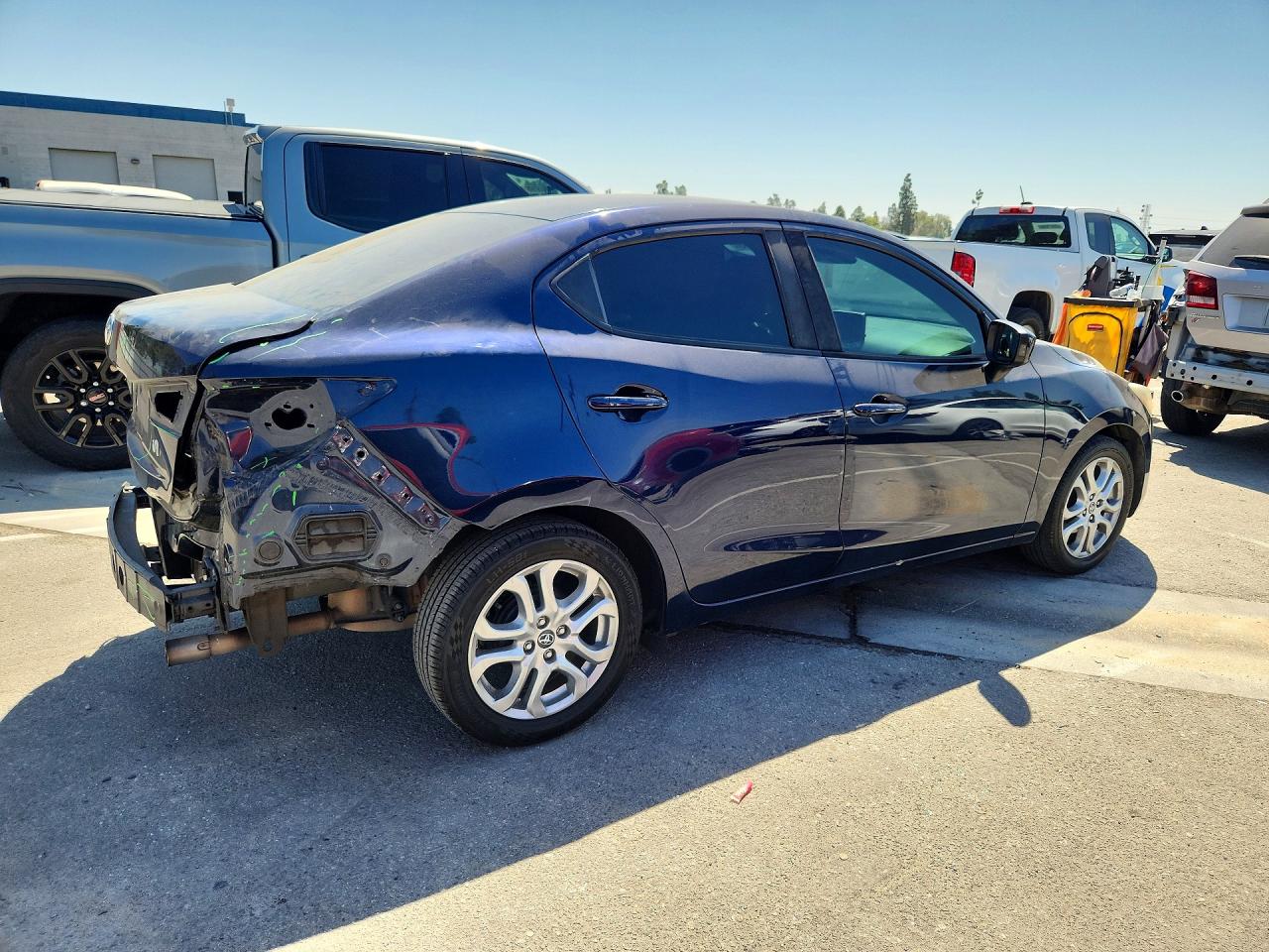 2017 TOYOTA YARIS IA BASE — снимка 3