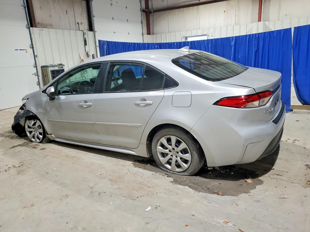 2024 TOYOTA COROLLA LE — снимка 2