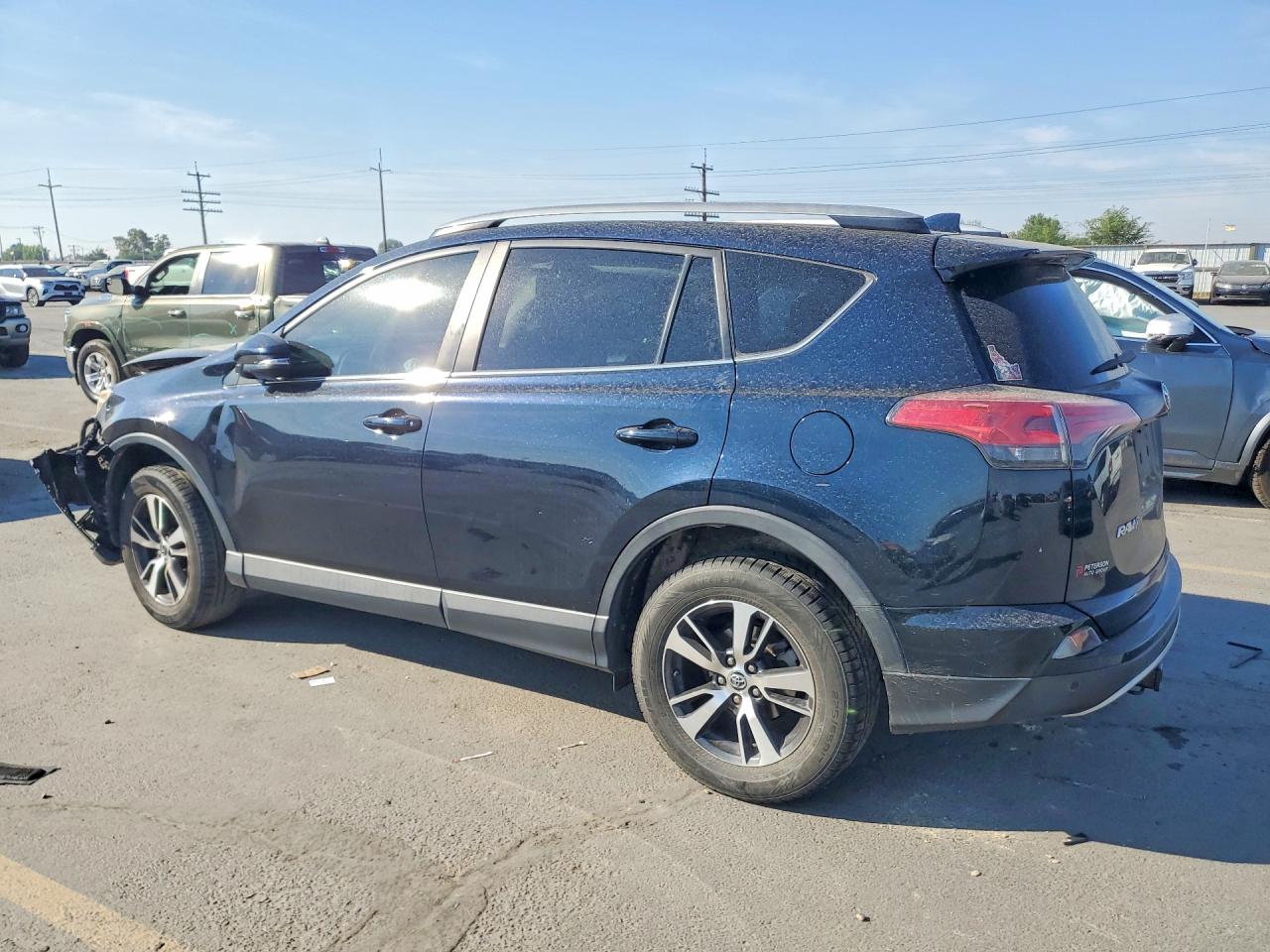 2017 TOYOTA RAV4 — снимка 2