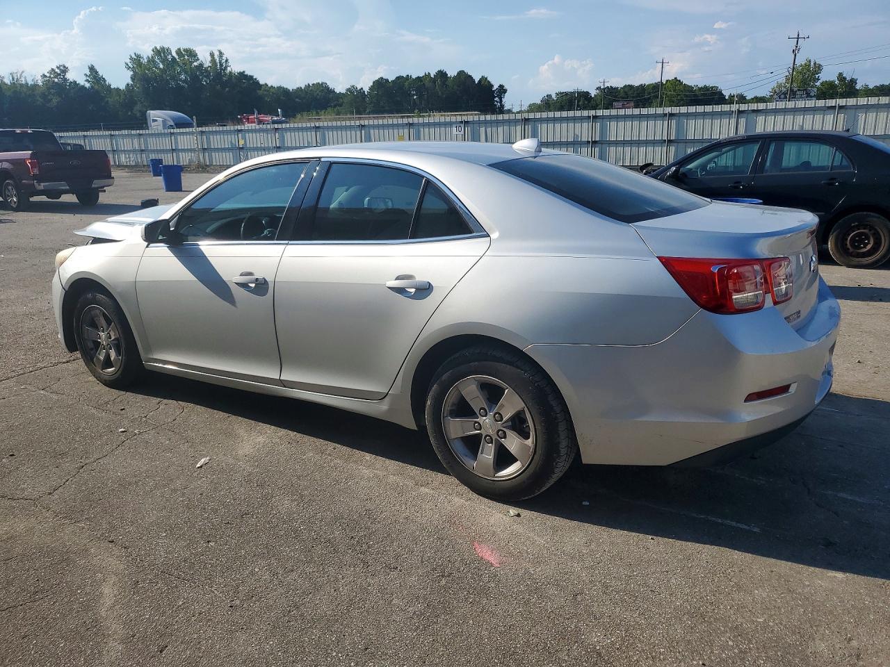 2024 CHEVROLET MALIBU — снимка 2