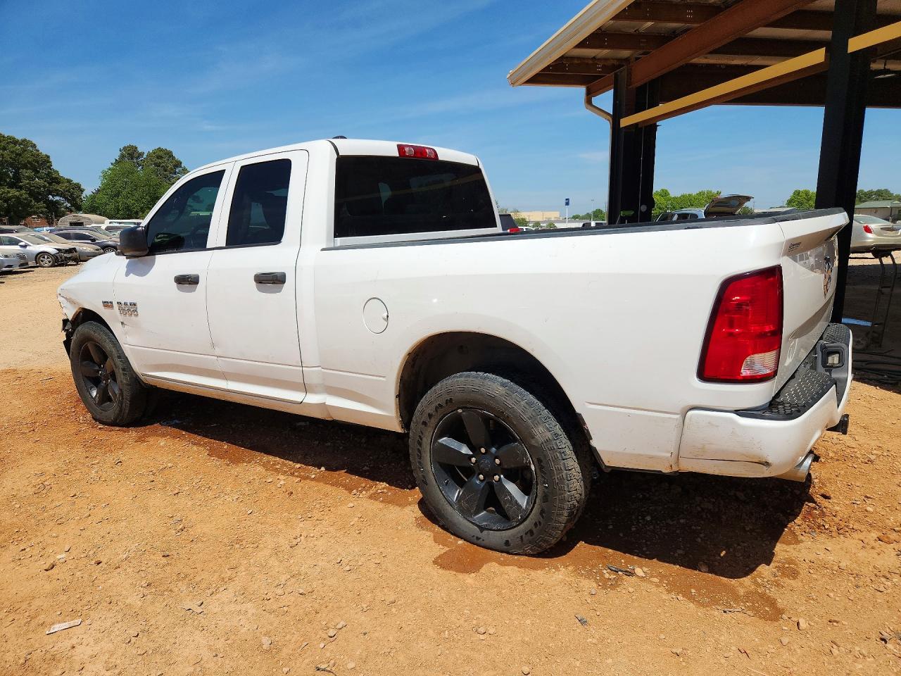 2016 RAM 1500 ST — снимка 2