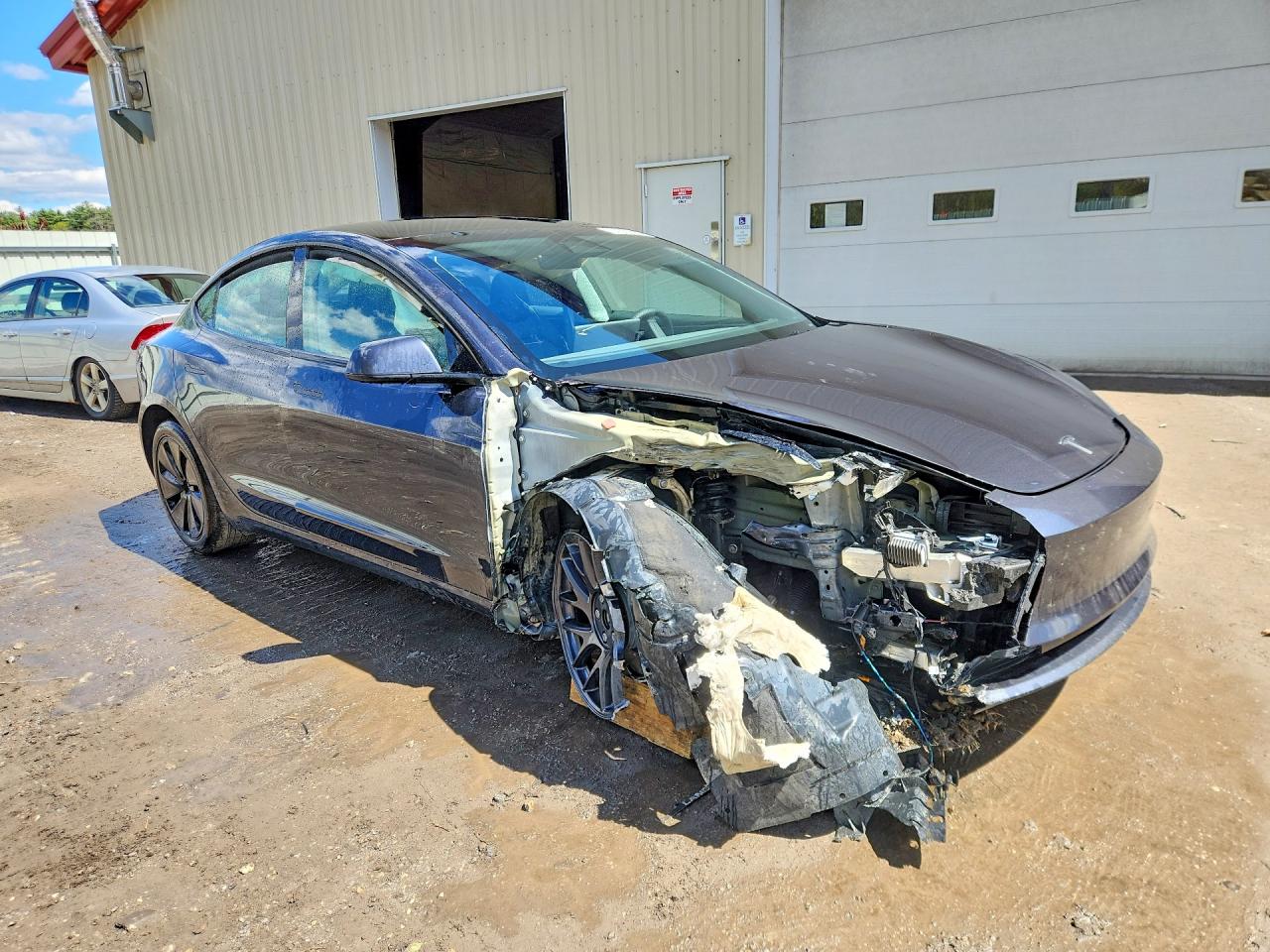 2025 TESLA MODEL 3 — снимка 4