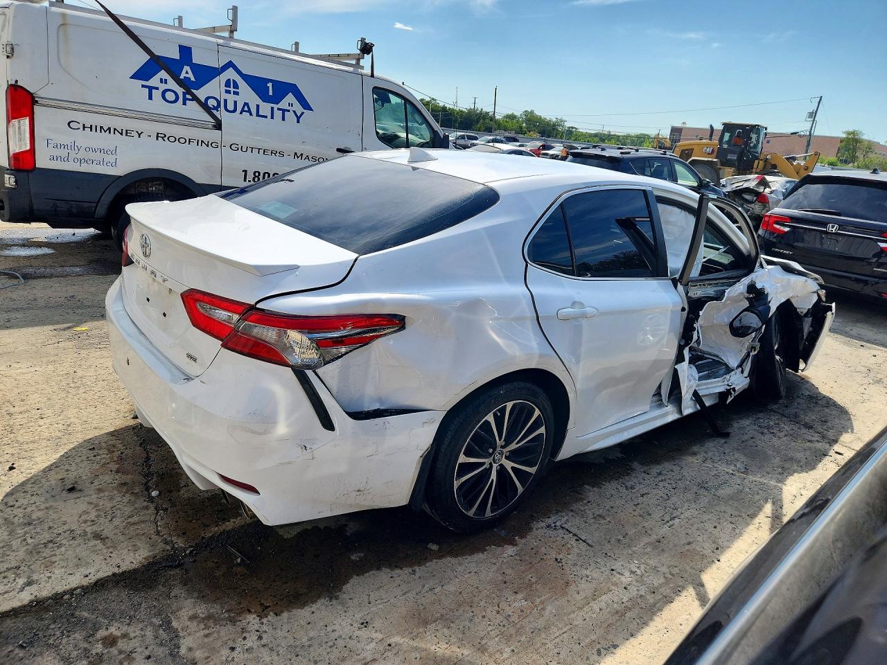 2019 TOYOTA CAMRY SE — снимка 3