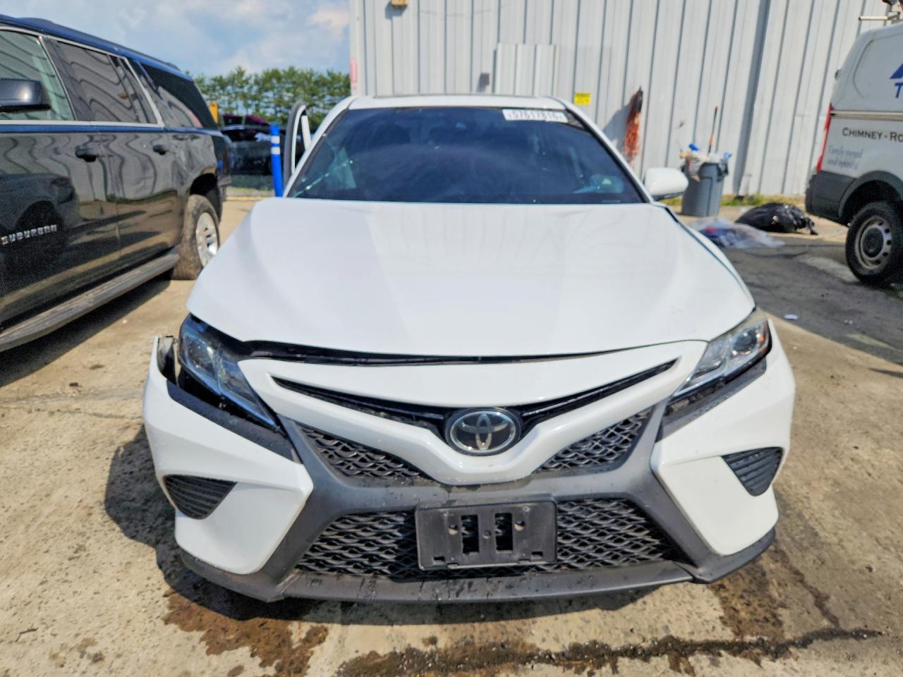 2019 TOYOTA CAMRY SE — снимка 5