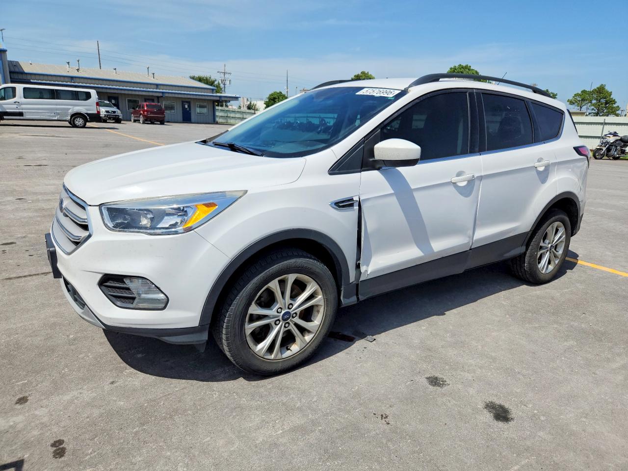 2018 FORD ESCAPE SE