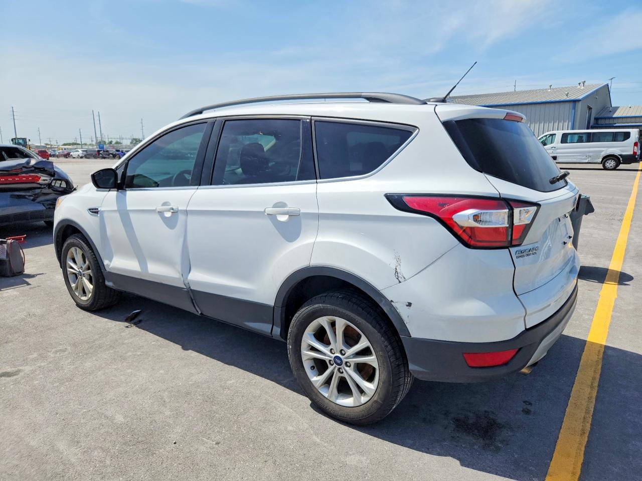 2018 FORD ESCAPE SE — снимка 2
