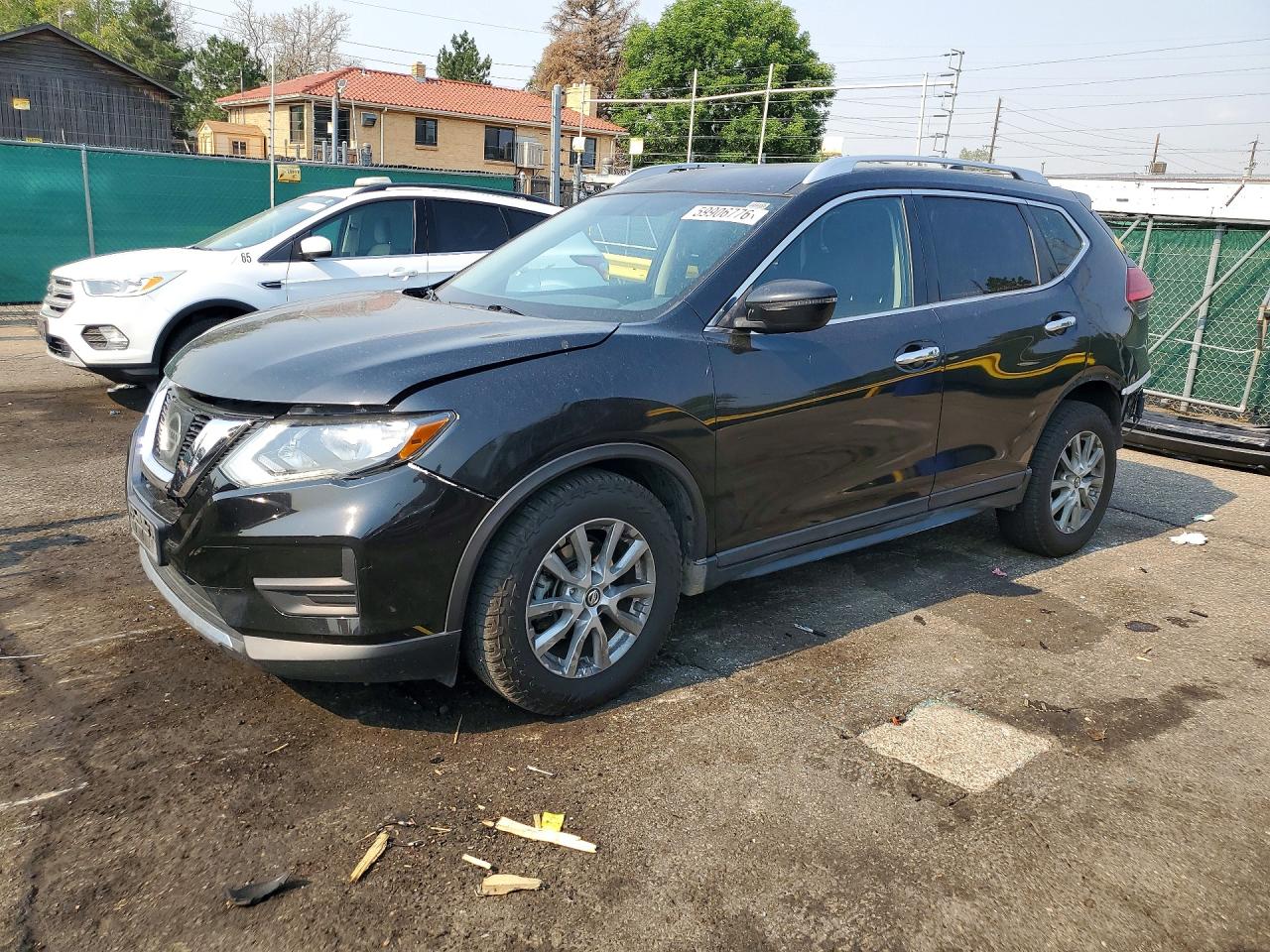 2017 NISSAN ROGUE SV
