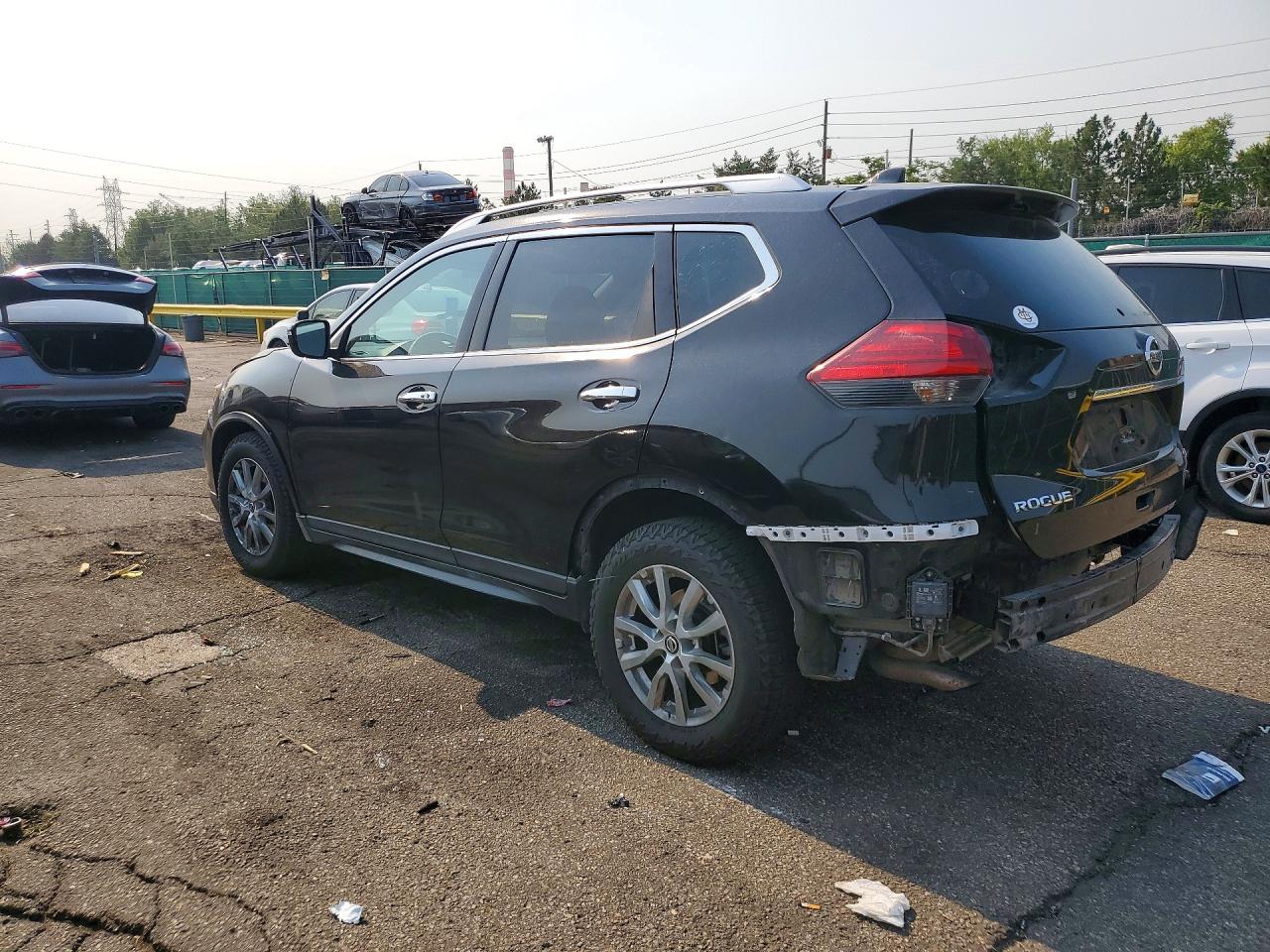 2017 NISSAN ROGUE SV — снимка 2