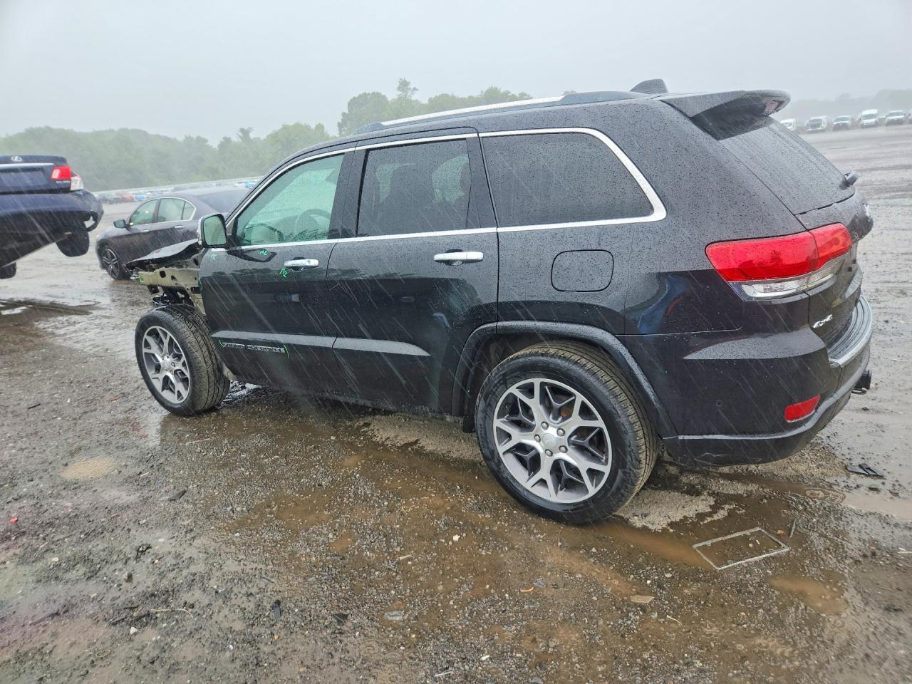 2019 JEEP GRAND CHEROKEE OVERLAND — снимка 2