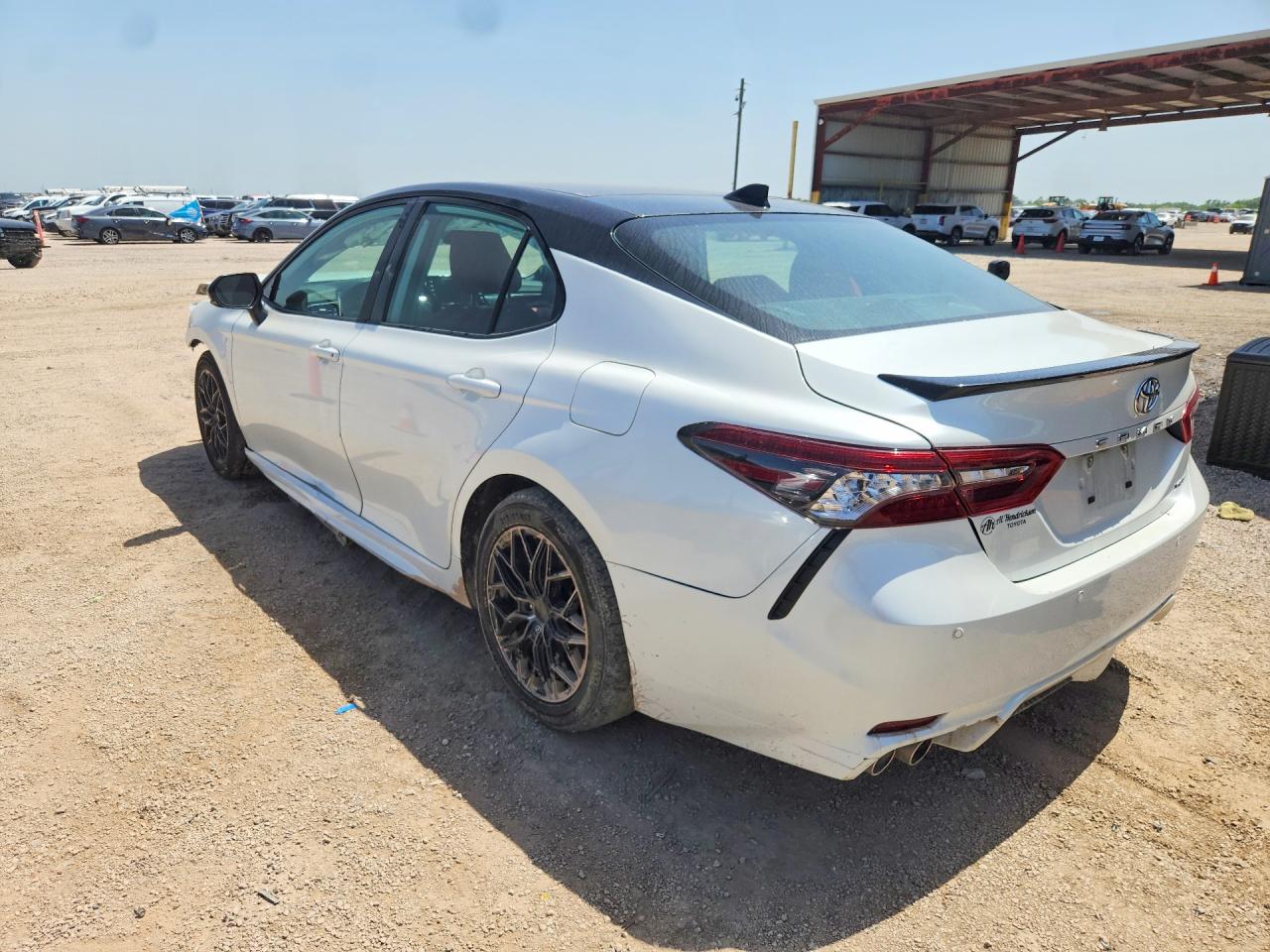 2024 TOYOTA CAMRY XSE V6 — снимка 2