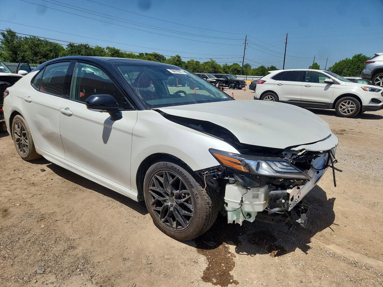 2024 TOYOTA CAMRY XSE V6 — снимка 4