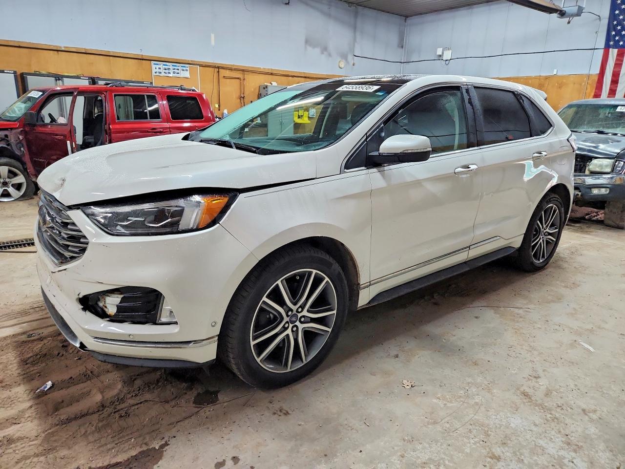 2019 FORD EDGE TITANIUM