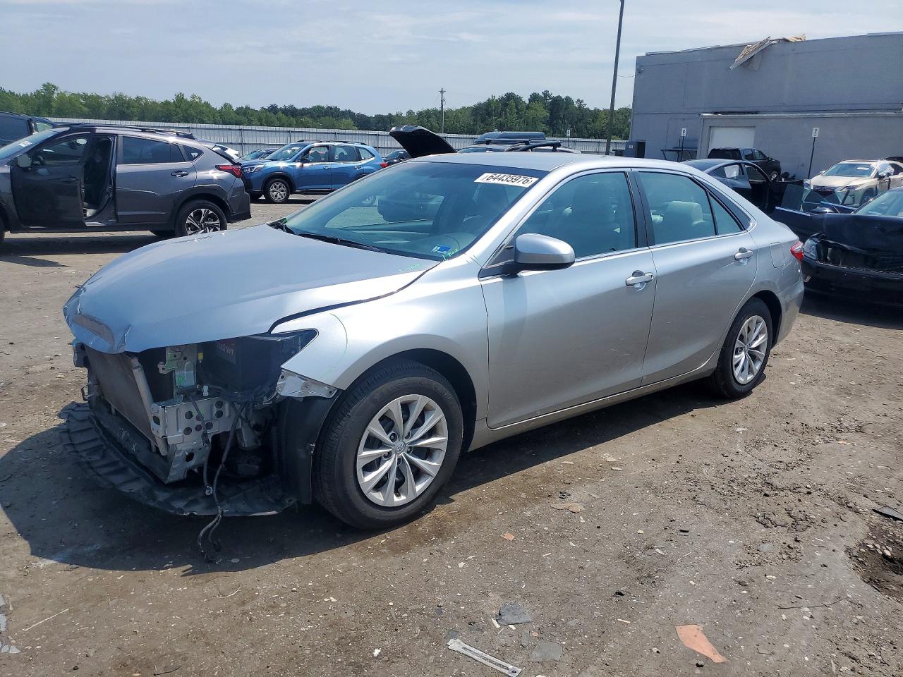 2015 TOYOTA CAMRY LE
