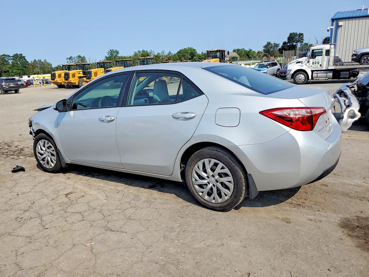 2018 TOYOTA COROLLA LE — снимка 2