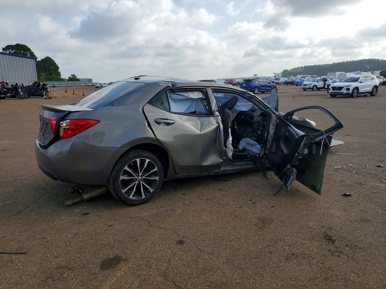 2018 TOYOTA COROLLA XSE — снимка 3