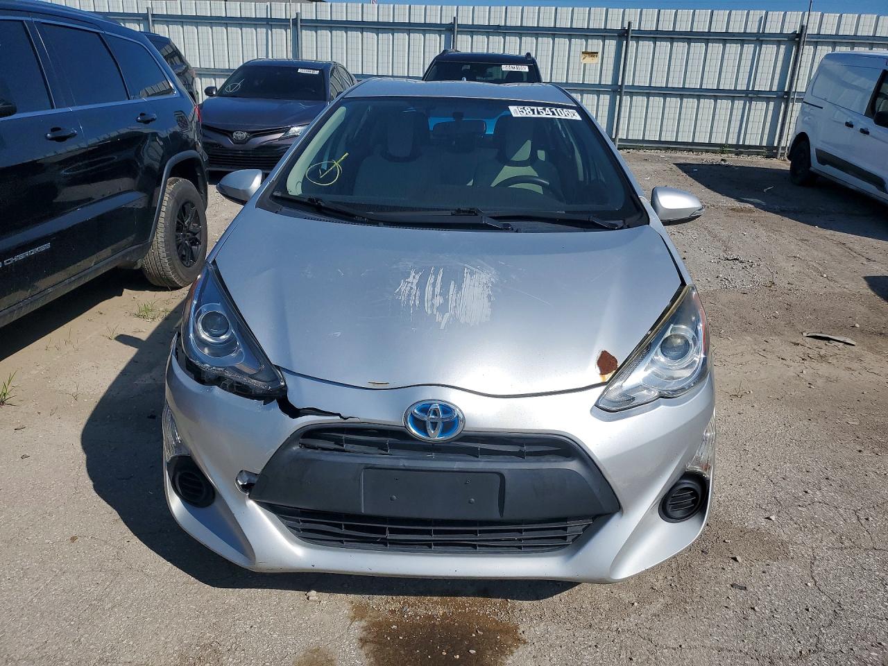 2015 TOYOTA PRIUS C ONE — снимка 5